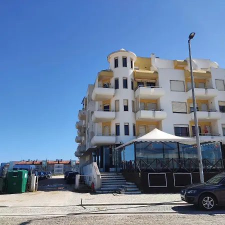By The Beach! With Large Balcony! Apartament